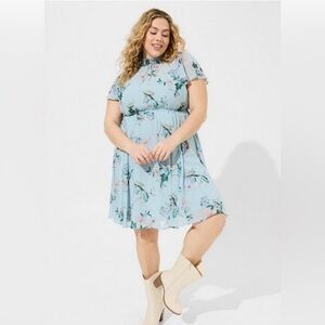 Torrid NWT Floral Blue Green Light Dress with Slip Size 2X 18/20 Spring Vibes